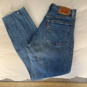 Levi’s wedgie straight jeans